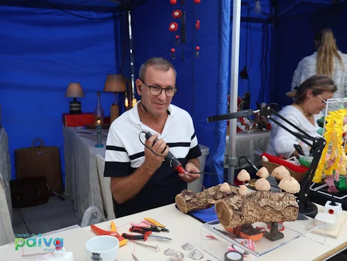 Festa da Castanha cativou visitantes. DIA DO ARTESÃO EM CASTELO DE PAIVA FOI UM SUCESSO COM BOA