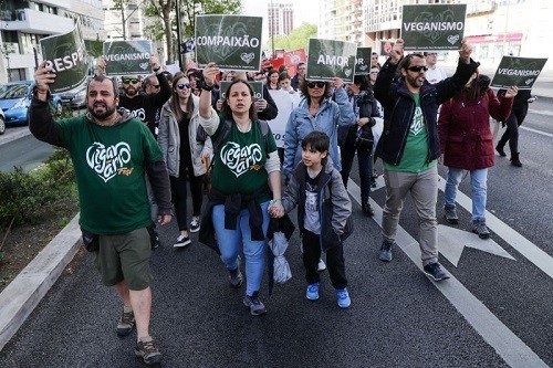 Marcha Animal juntou centenas em Lisboa pelos direitos dos animais