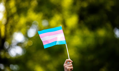 Mundo | Governo Trump pode reverter medida que protege transgêneros de discriminação no sistema de segurança social