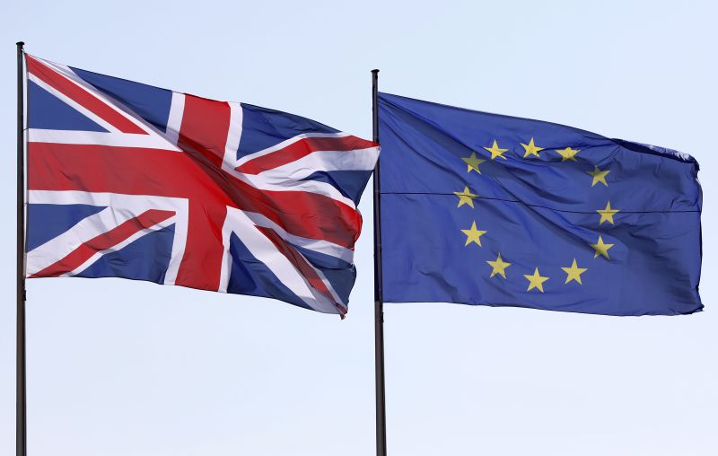 Reino Unido: Votos em partidos anti-‘Brexit’ superiores aos eurocéticos