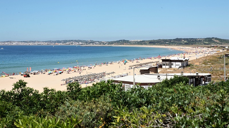 Portimão | Obras na Praia de Alvor vão ser suspensas durante o verão