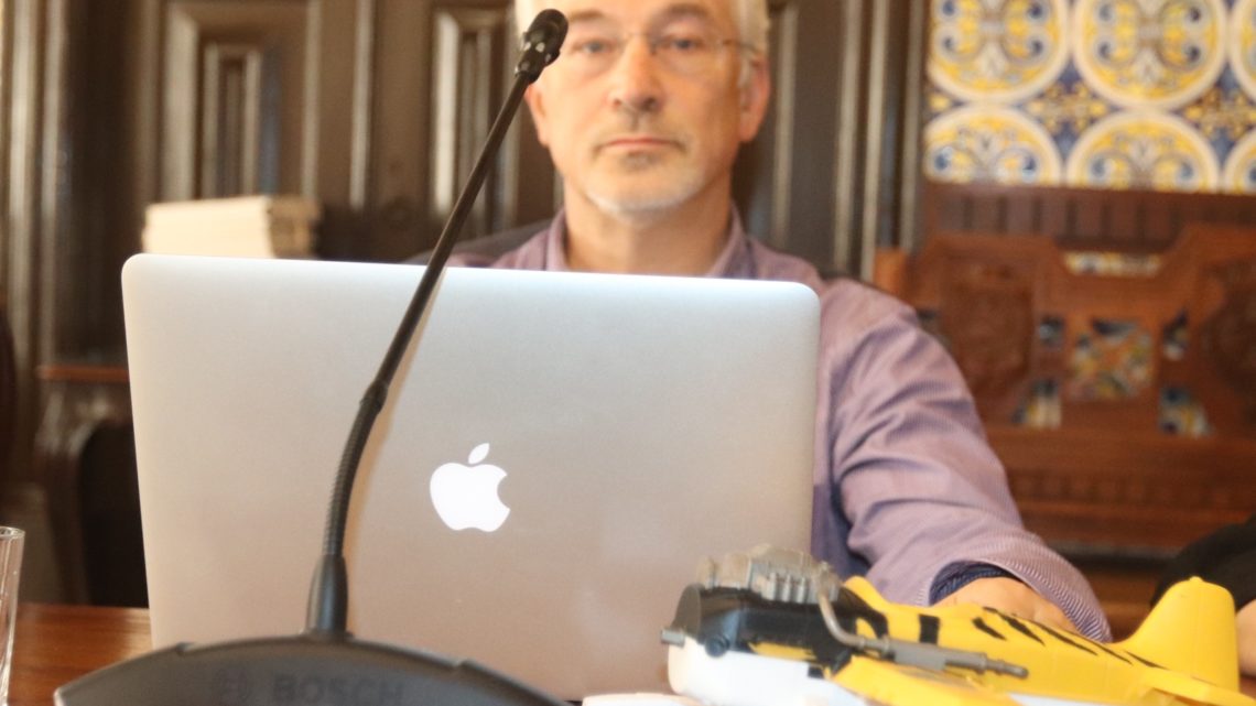 Coimbra | Avião da Memória aterra na Câmara Municipal de Coimbra!