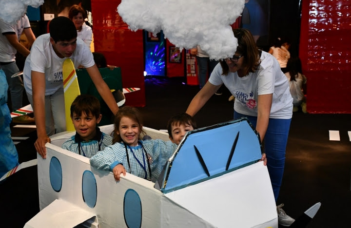 Torres Vedras | OESTE INFANTIL CELEBROU 30 EDIÇÕES COM “TUDO O QUE O MUNDO TEM”