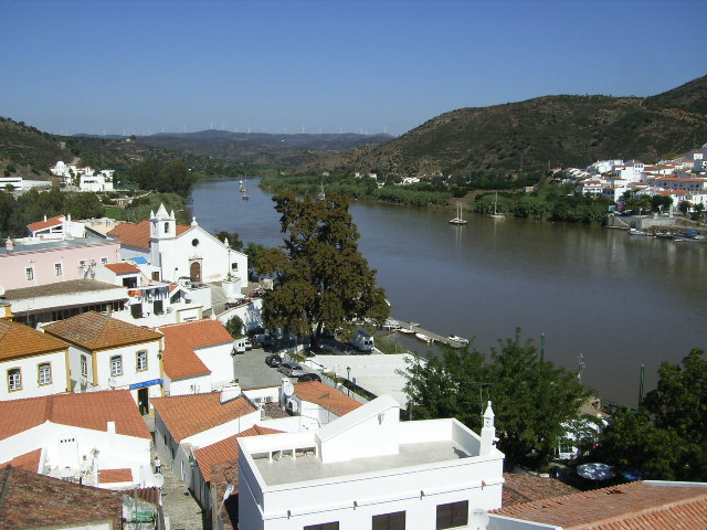 Algarve | Câmara de Alcoutim transfere competências para as juntas de freguesia do concelho