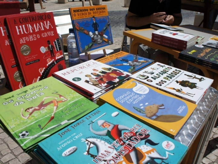 Torres Vedras | “ONDA DE VERÃO” PROSSEGUE POR SANTA CRUZ COM FEIRA DO LIVRO E OUTRAS ATIVIDADES