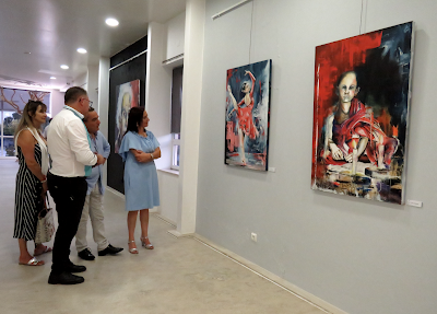 Vieira de Leiria | Pintura de Kim Cruz em exposição na Galeria Tony Vitorino