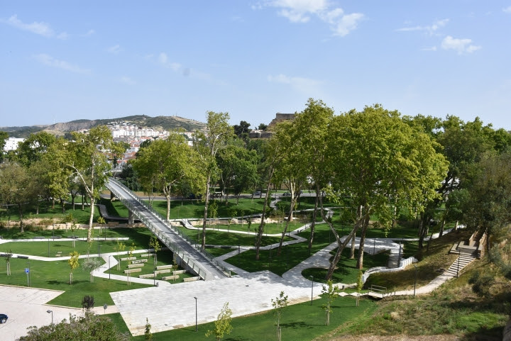 Oeste | MUNICÍPIO LANÇOU PROGRAMA QUE VISA TORNAR TORRES VEDRAS “MAIS VERDE”