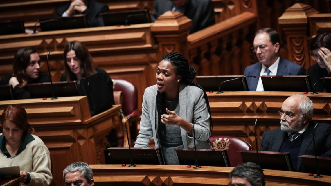 “A nacionalidade não é um bem de luxo, é um direito”. Reveja as principais ideias discutidas no debate da lei da nacionalidade