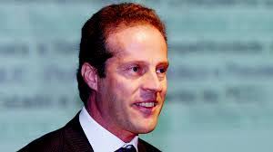 Gabinete do Presidente | CARTA ABERTA CONTRA A JUDICIALIZAÇÃO DA POLÍTICA EM AVEIRO