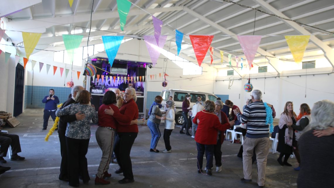 No âmbito do projeto Tardes Comunitárias: Dar mais Vida aos Anos – Município de Cantanhede promove Baile de Carnaval