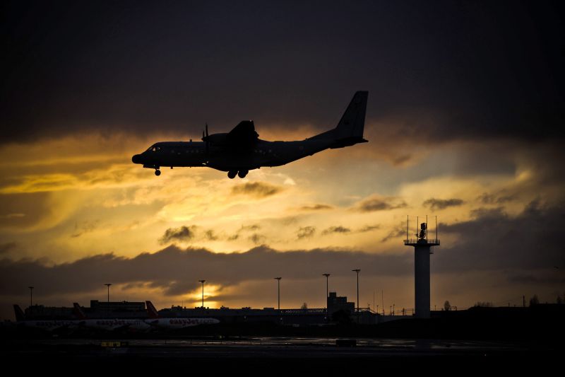 Câmara de Lisboa insiste na eliminação dos voos noturnos no aeroporto