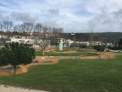 Porto de Mós | Inertes da região requalificam arruamentos do Parque Almirante Vitor Trigueiros Crespo