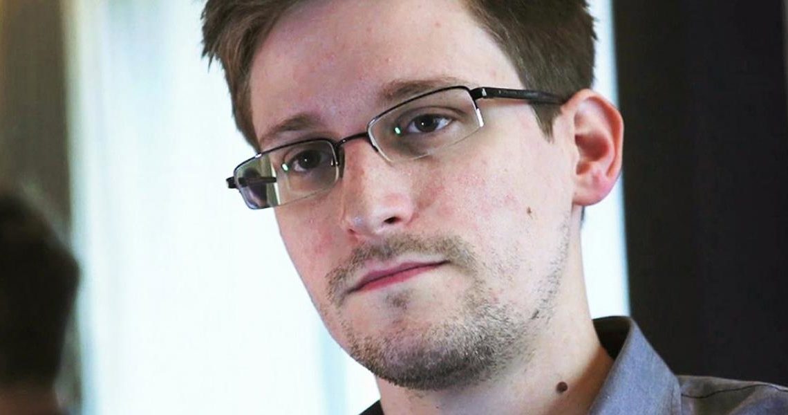 Edward Snowden: Covid-19 pode ser utilizada como pretexto para retirar direitos aos cidadãos