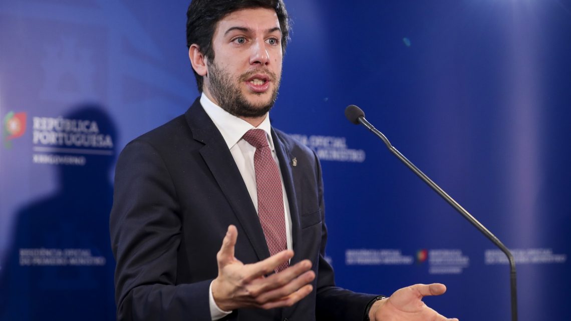 CDS propõe mecanismo de acerto de contas entre contribuintes e Estado