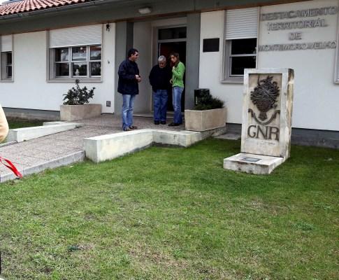 Roubaram máquina de tabaco em Tentúgal e foram detidos