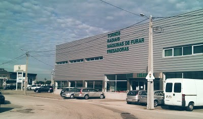 Aveiro | Início da construção da Rotunda da “Vulcano / Lusavouga”