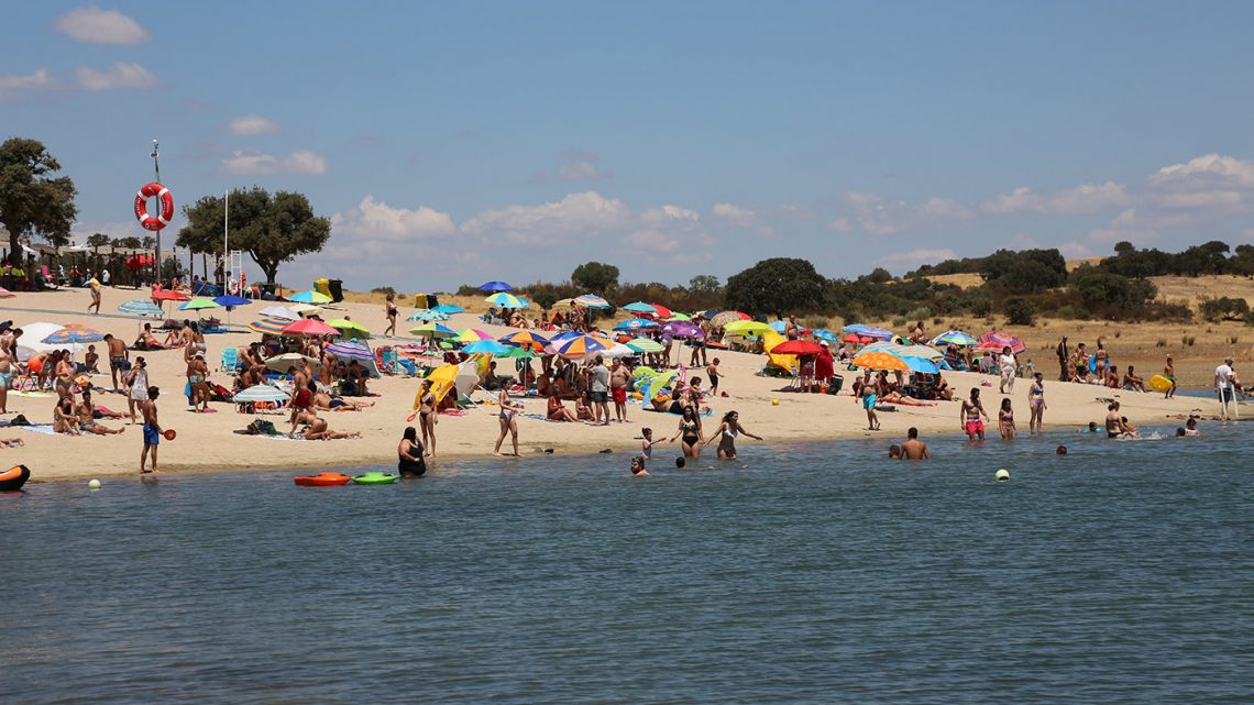 Município de Reguengos de Monsaraz abre no dia 10 de junho a época balnear na praia fluvial de Monsaraz
