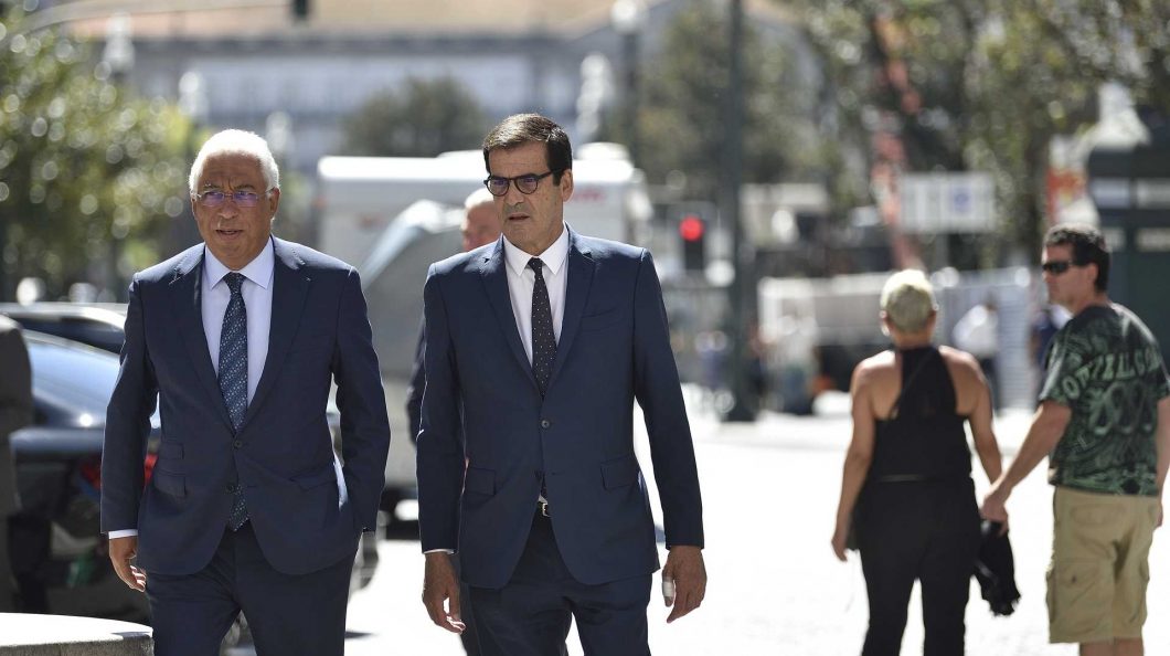 Movimento de Rui Moreira considera redução de rotas da TAP “insultuosa” para a região