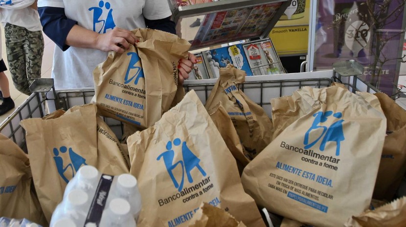 “PANDEMIA SOCIAL E ECONÓMICA VAI FAZER MUITAS VÍTIMAS” E NOVOS POBRES