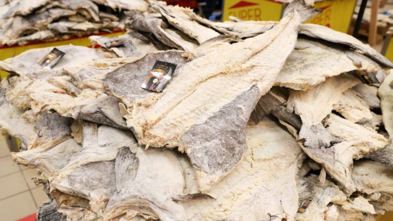 Industriais do bacalhau pedem ajuda a empresas de distribuição e restaurantes