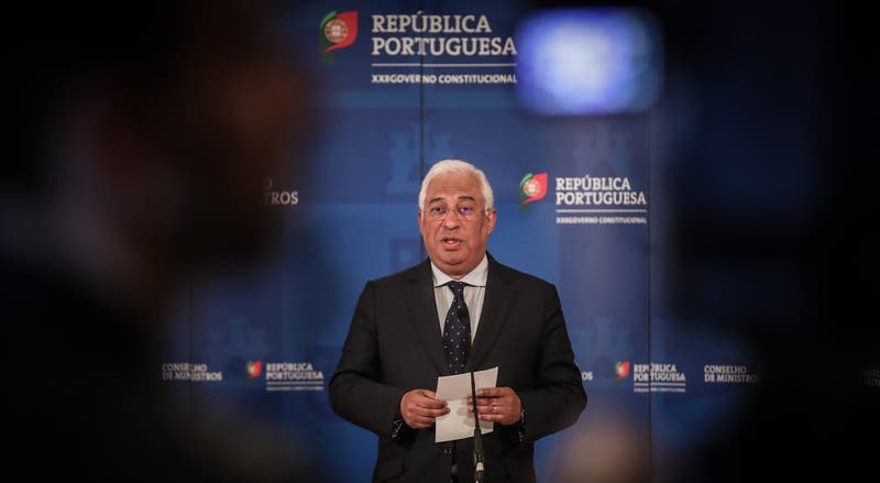 Costa anuncia apoios em 80% a fundo perdido para microempresas comerciais