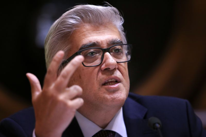 Governo espera recuperar 230 mil consultas até ao final de 2020