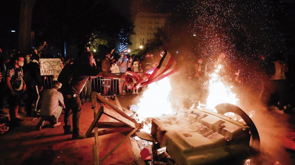 Uma revolução e não apenas tumultos