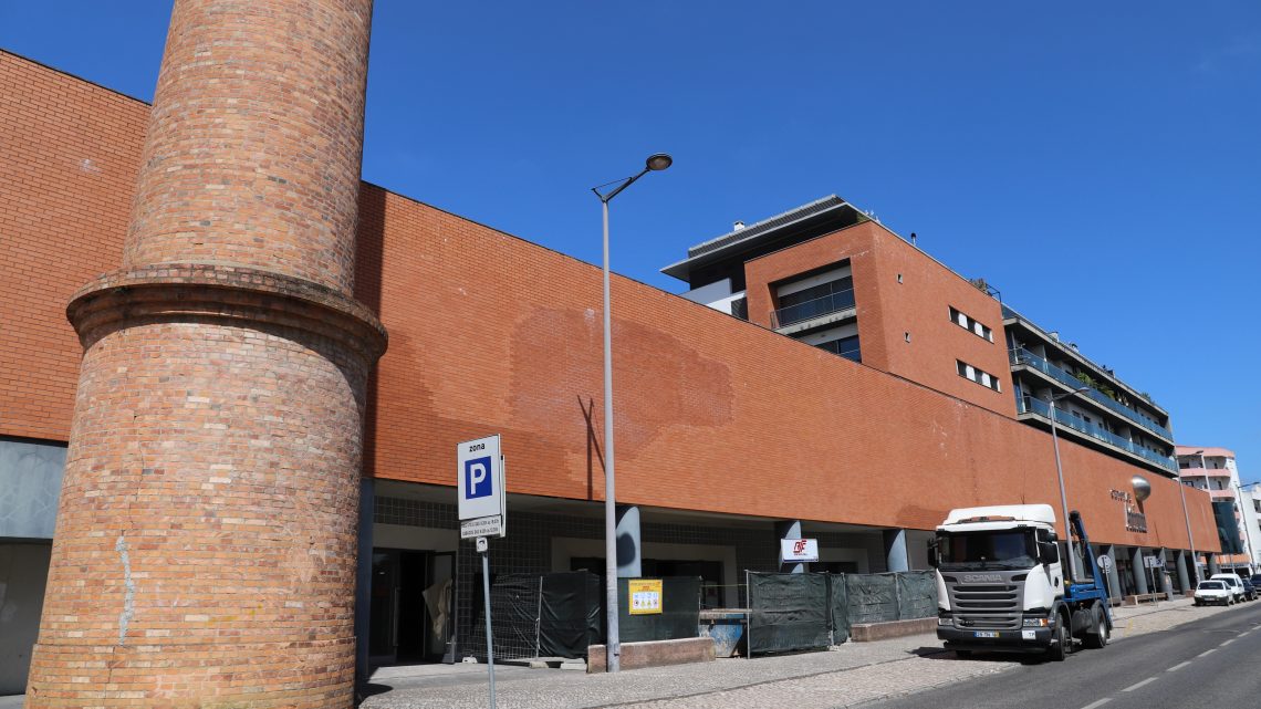 Marinha Grande | OBRAS DE ADAPTAÇÃO DO ATRIUM PARA IRN EM CURSO
