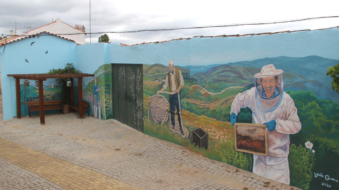 Proença-a-Nova | Inaugura novo mural de homenagem a figuras históricas da aldeia