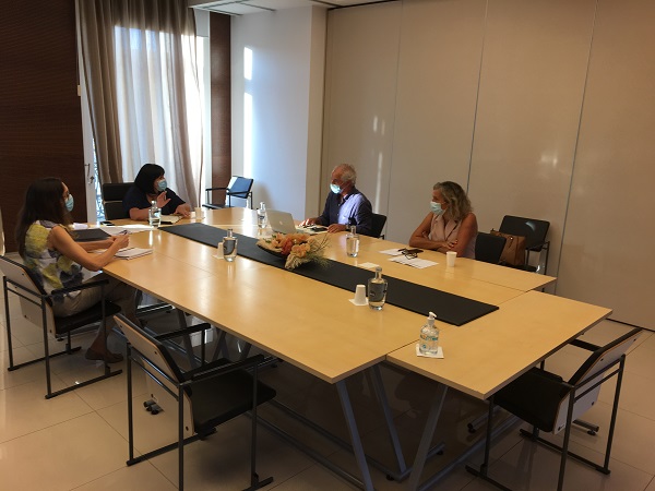Helena Teodósio discutiu com diretor executivo do ACeS soluções para os serviços de saúde em Cantanhede