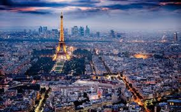 Ministro do Interior francês qualifica ataque em Paris de “ato terrorista islâmico”