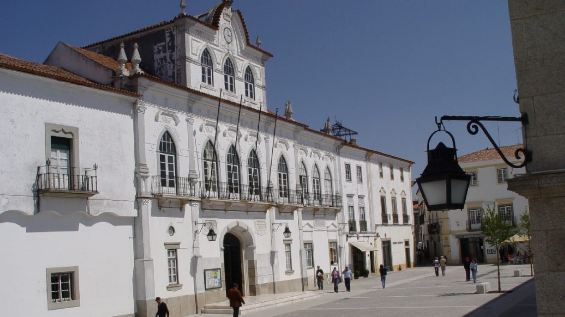 Câmara Municipal de Évora aprova apoio à Associação Humanitária dos Bombeiros Voluntários de Évora
