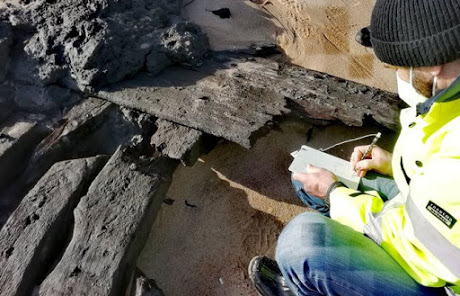 Destroços de possível navio holandês do século XVII encontrados na lagoa de Melides