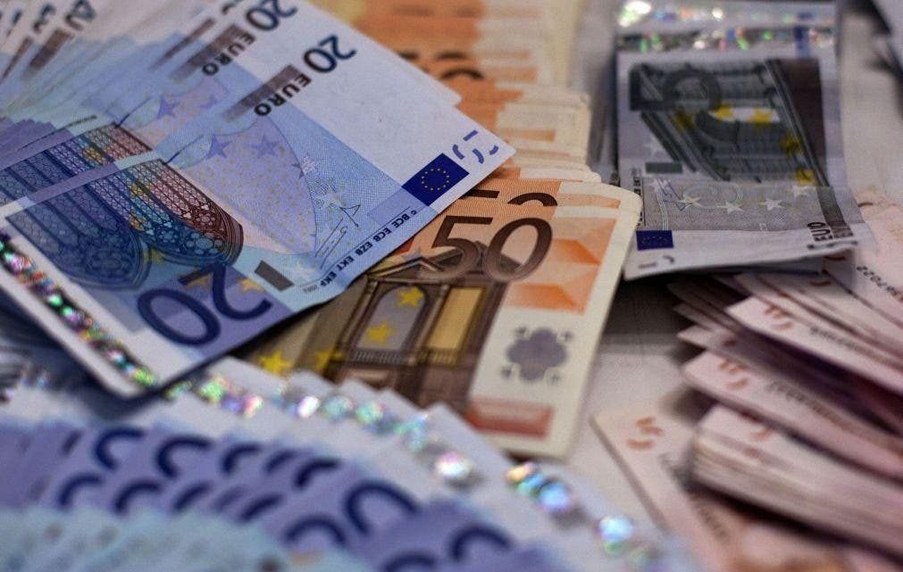 Remessas dos emigrantes caem 1,3% em 2020 e descem pela primeira vez desde 2010