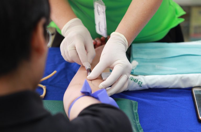 PAÍS | Governo cria grupo de trabalho para rever norma de dádiva de sangue
