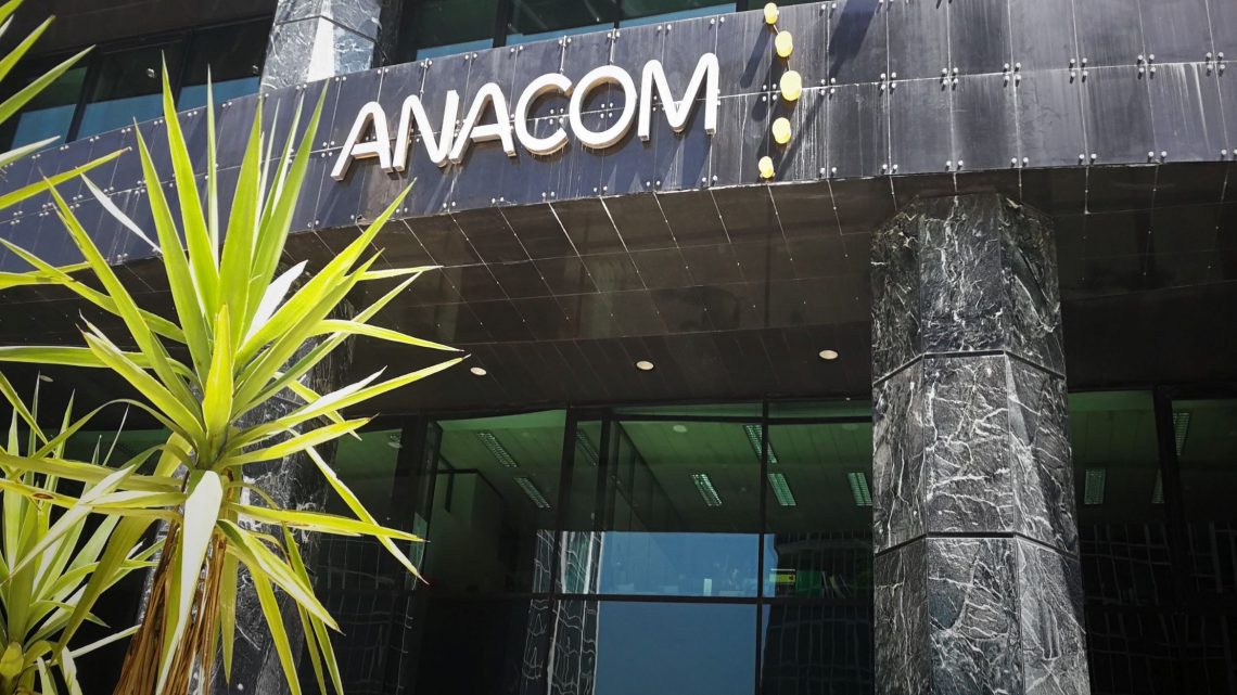 Operadoras devem informar clientes atempadamente antes da renovação automática do contrato