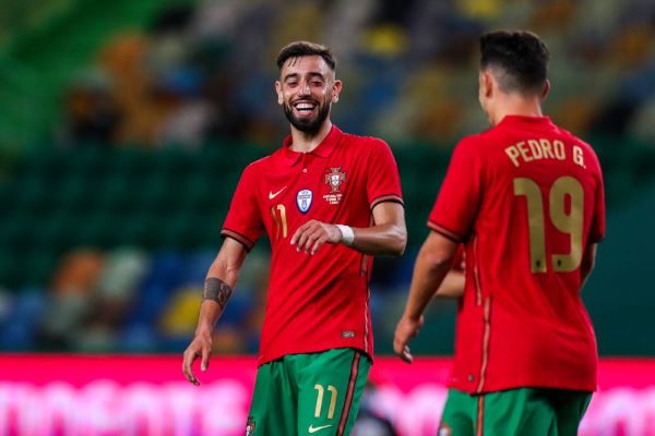 Bruno Fernandes é o jogador com mais minutos desde a retoma do futebol