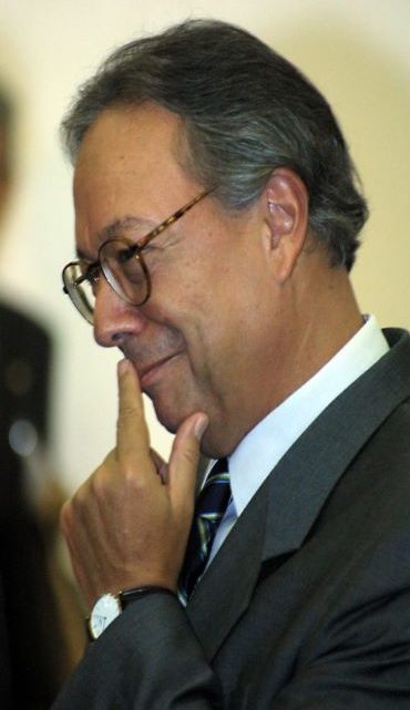 Cento e trinta anos à deriva