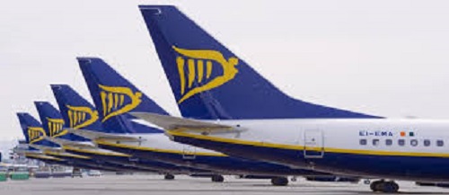 Ryanair condena decisão “bizarra” do Reino Unido de retirar Portugal da “lista verde”