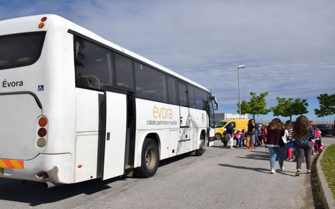 Conselho Municipal de Educação de Évora aprovou Transportes Escolares e Ação Social 2021/22