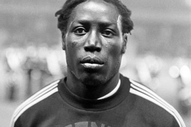 Antigo internacional francês Jean-Pierre Adams morre após 39 anos em coma