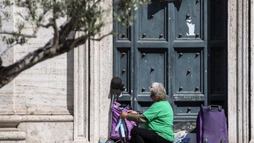 Advogados de rua italianos ajudam sem-abrigo