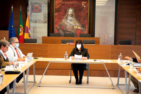 Câmara de Cantanhede mantém reduções no IMI e na Derrama