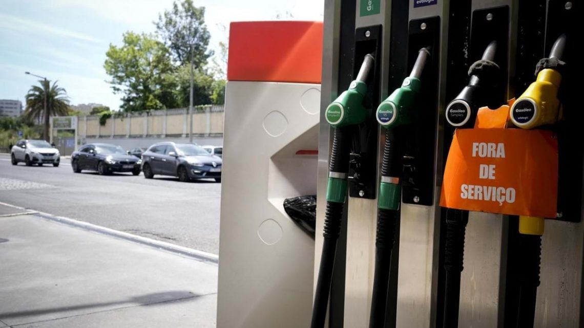 Atestar o depósito com gasolina em Portugal custa 7% do salário médio