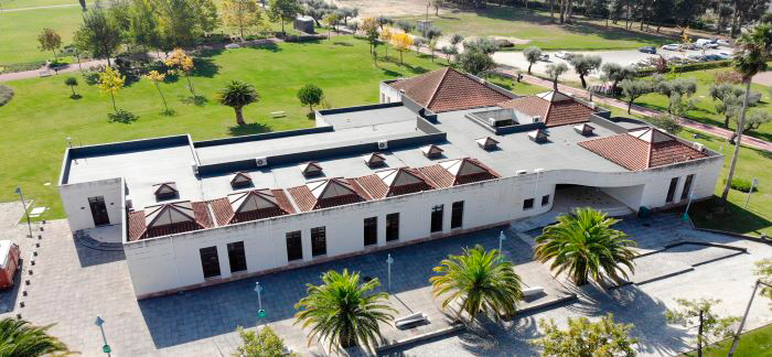 Livros de Cândido Ferreira apresentados na Biblioteca Municipal de Cantanhede, este sábado
