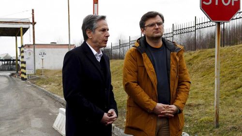 UCRÂNIA | Blinken promete mais apoio à Ucrânia face às ameaças de Putin