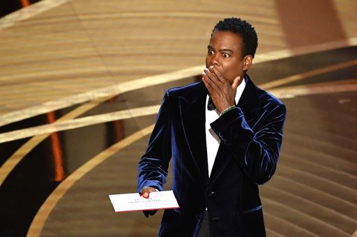 Chris Rock quebra silêncio após agressão de Will Smith. Academia avalia ‘ações’