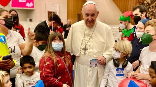 Ucrânia: Papa lembra crianças “vítimas da arrogância dos adultos”