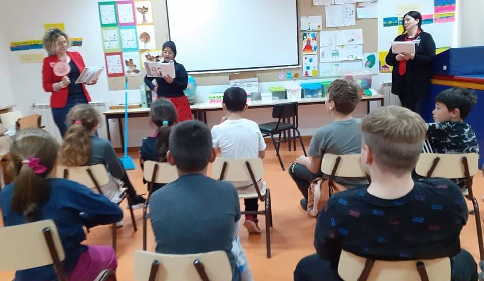 Cantanhede | Biblioteca Municipal promove Leitura a 3 vozes para crianças. Alunos da Escola Básica do Bolho