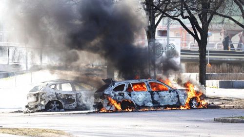 Político de extrema-direita causa polémica sobre islamofobia na Suécia